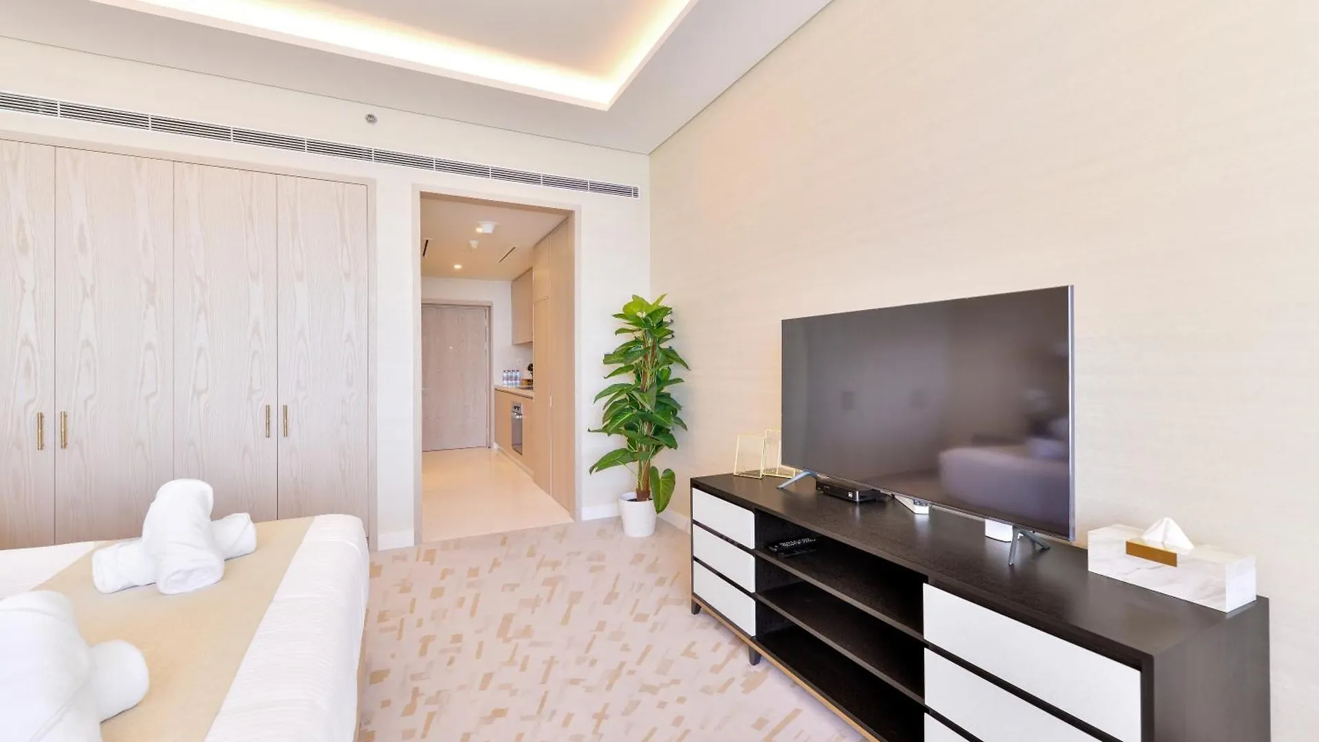 Ultra Luxury Palm Tower With Shared 5 Star Hotel Facilities By Qstay Дубай 0*,  ОАЭ
